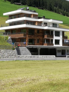 Отель Alps Tux, Тукс
